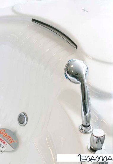 Ванна Gemy G9082 K