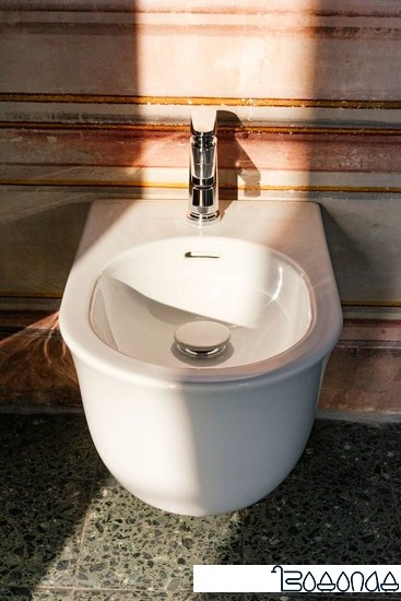 Биде Laufen The New Classic 8308510003021