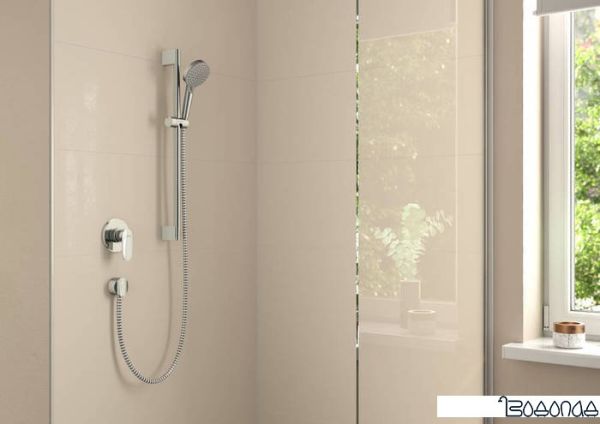 Душевой гарнитур Hansgrohe Vernis Blend Vario 26275000 фото 4